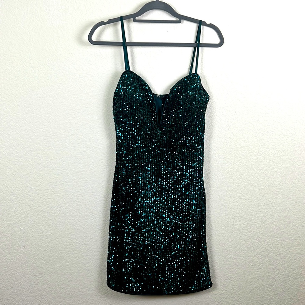 Women’s Windsor Sequined Cocktail Mini Dress